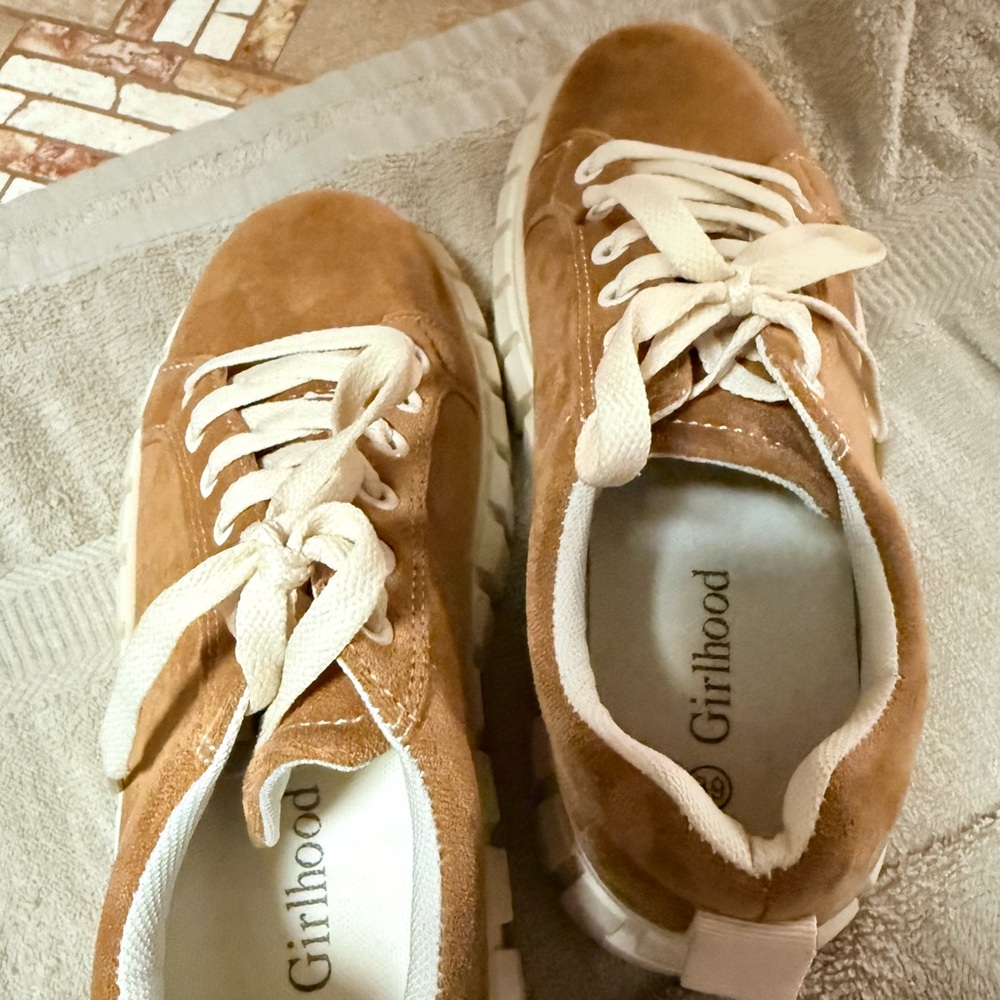 Brown Suede Women's Sneakers - Picture 5 of 8